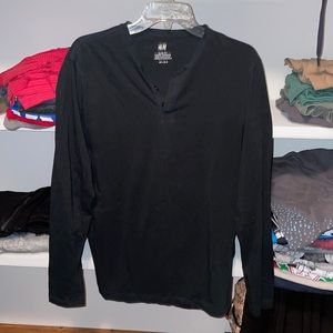 Men’s H&M Slim Fit long sleeve henley L